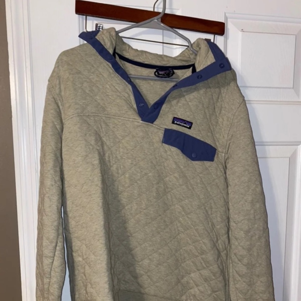 Men’s quilted Patagonia pullover